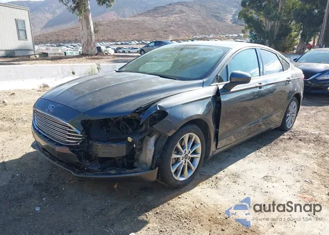 2017 Ford Fusion Se z USA, uszkodzony, nr VIN 3FA6P0H78HR142203